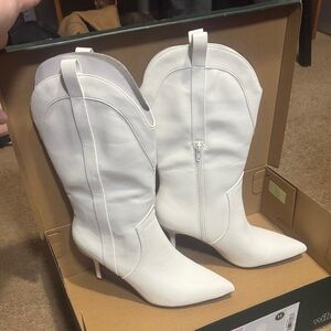 Wild Fable White Heeled Cowboy Boots